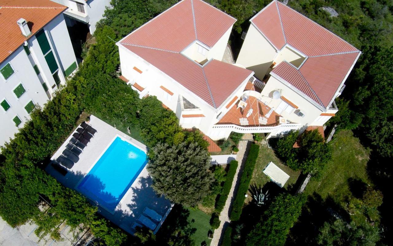 Apartments Dvori Novaglia Esterno foto
